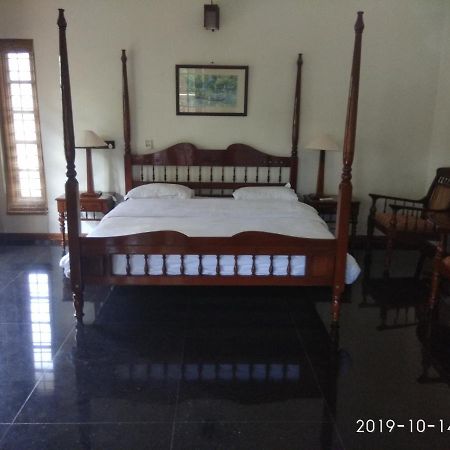 Villa Serena Bangalore Bagian luar foto