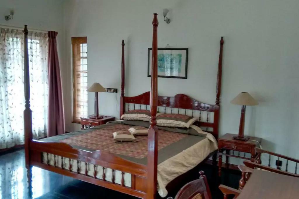 Villa Serena Bangalore Bagian luar foto